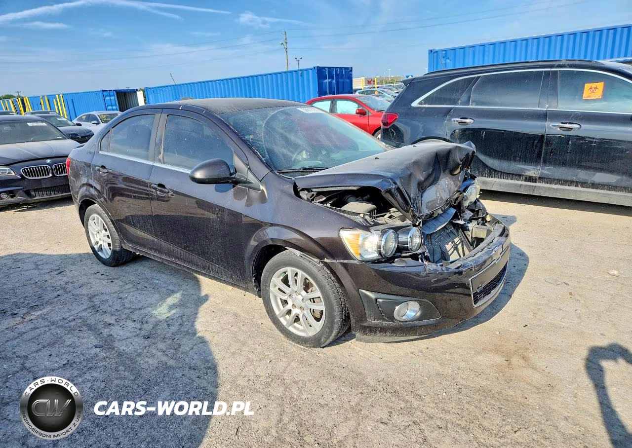 2015 Chevrolet Sonic Lt VIN:1G1JC5SH1F4127202 - 4
