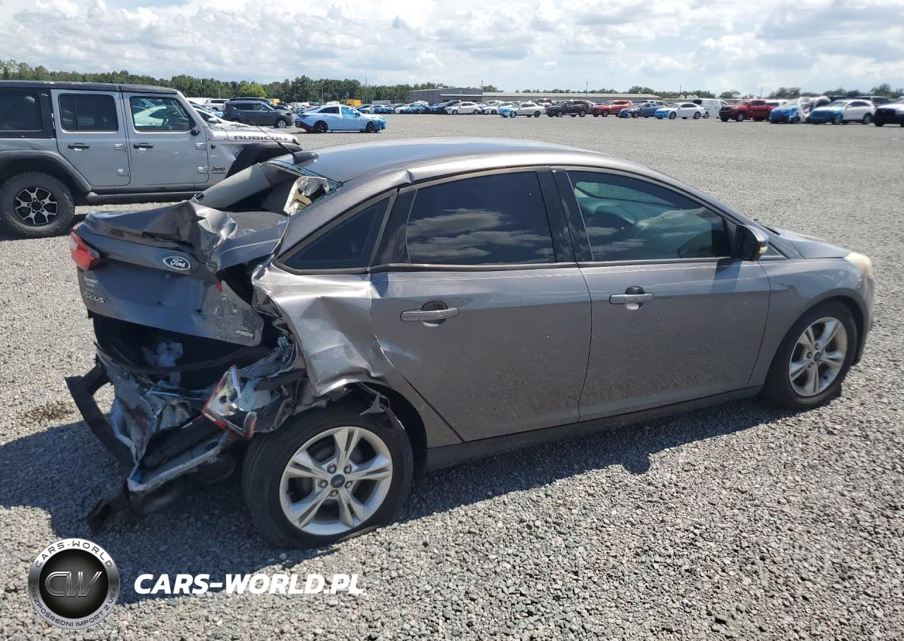 2013 Ford Focus Se VIN:1FADP3F27DL270618 - 3