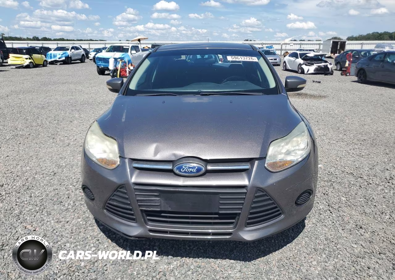 2013 Ford Focus Se VIN:1FADP3F27DL270618 - 5