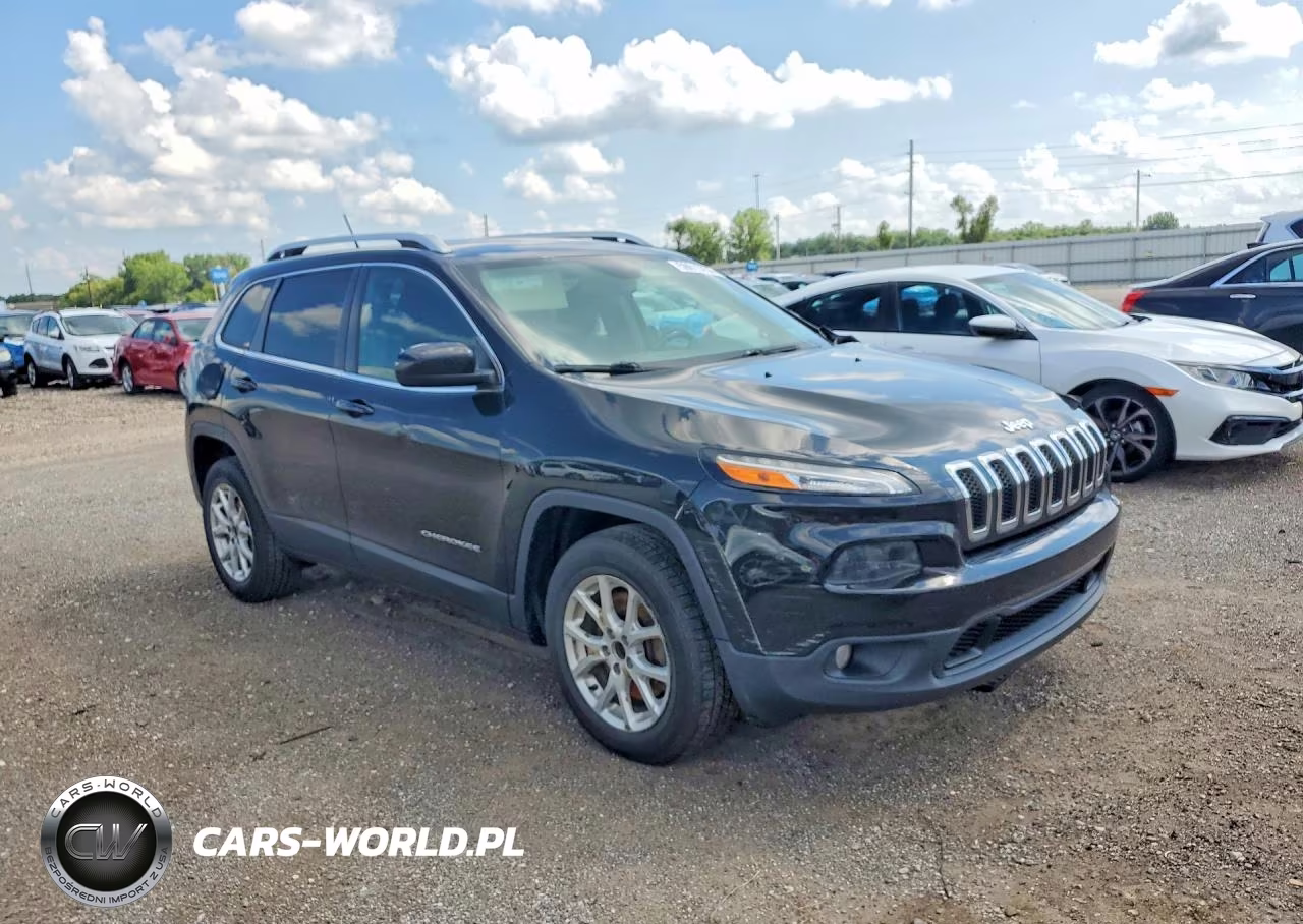 2016 Jeep Cherokee Latitude VIN:1C4PJMCB9GW162099 - 4