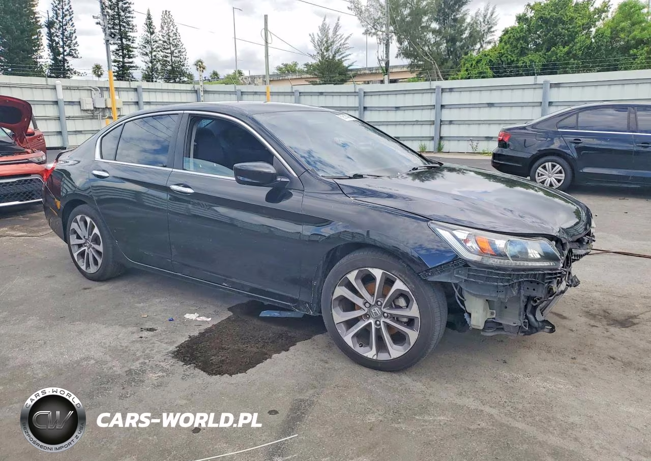 2015 Honda Accord Sport VIN:1HGCR2F57FA058385 - 4