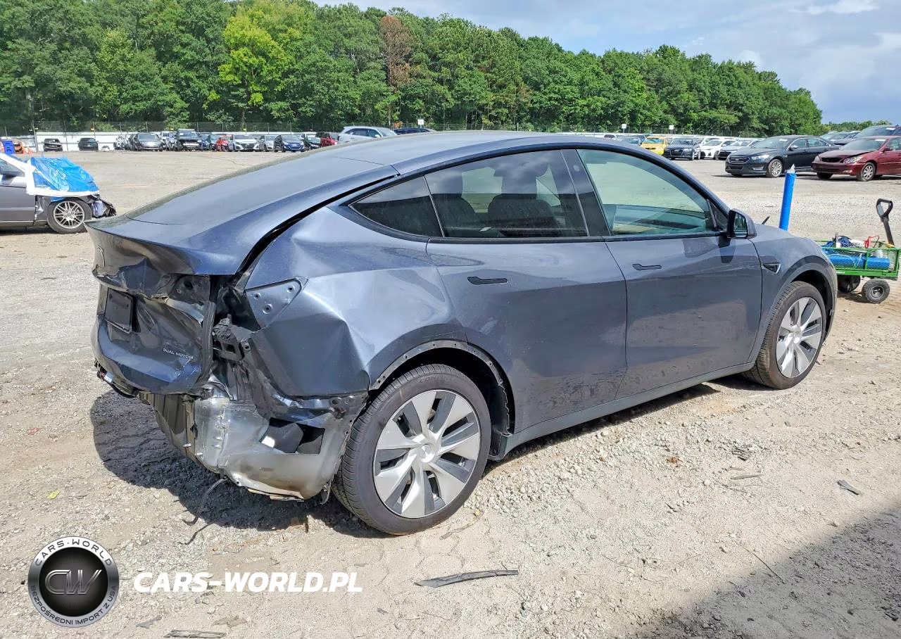 2021 Tesla Model Y VIN:5YJYGDEEXMF142003 - 3