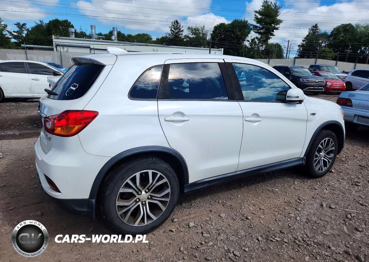 2018 Mitsubishi Outlander Sport Es VIN:JA4AP3AU5JU023314 - 3