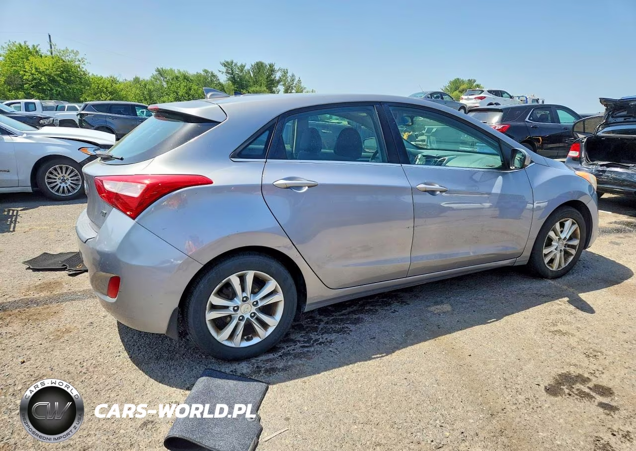 2013 Hyundai Elantra Gt Base VIN:KMHD35LE5DU119234 - 3