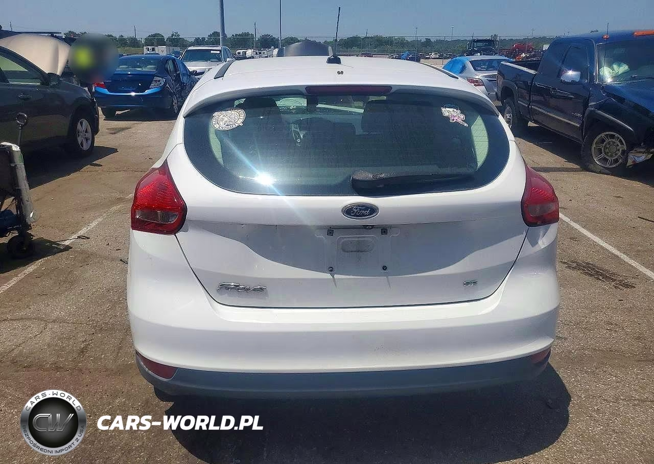 2018 Ford Focus Se VIN:1FADP3K22JL276974 - 6