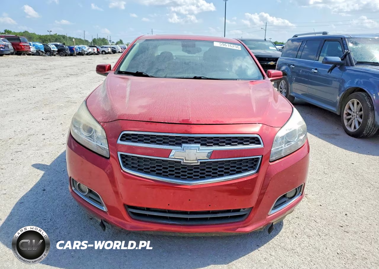 2013 Chevrolet Malibu VIN:1G11F5RRXDF110485 - 5