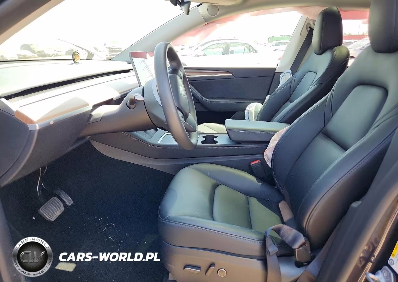 2024 Tesla Model Y VIN:7SAYGAEE9RF201891 - 7