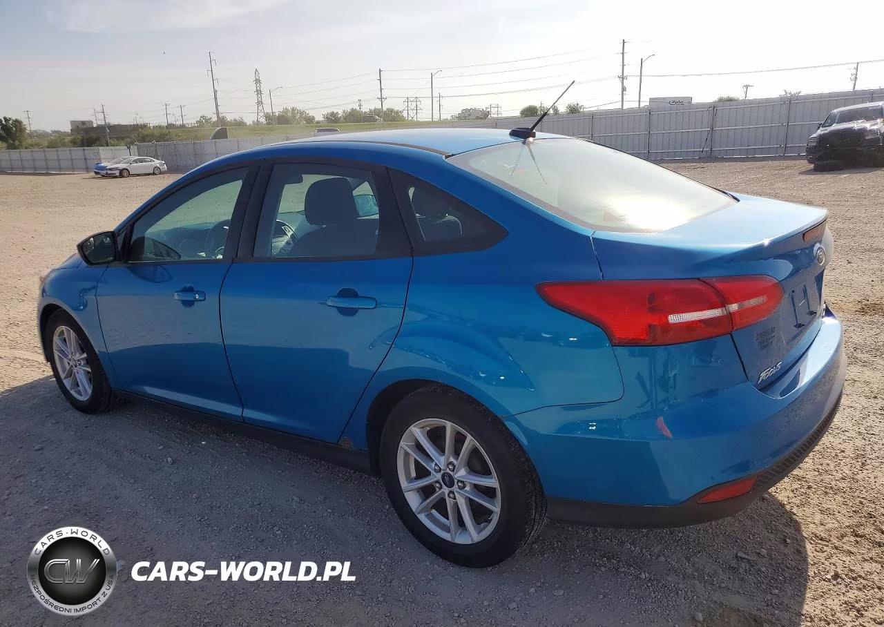 2016 Ford Focus Se VIN:1FADP3F22GL212677 - 2