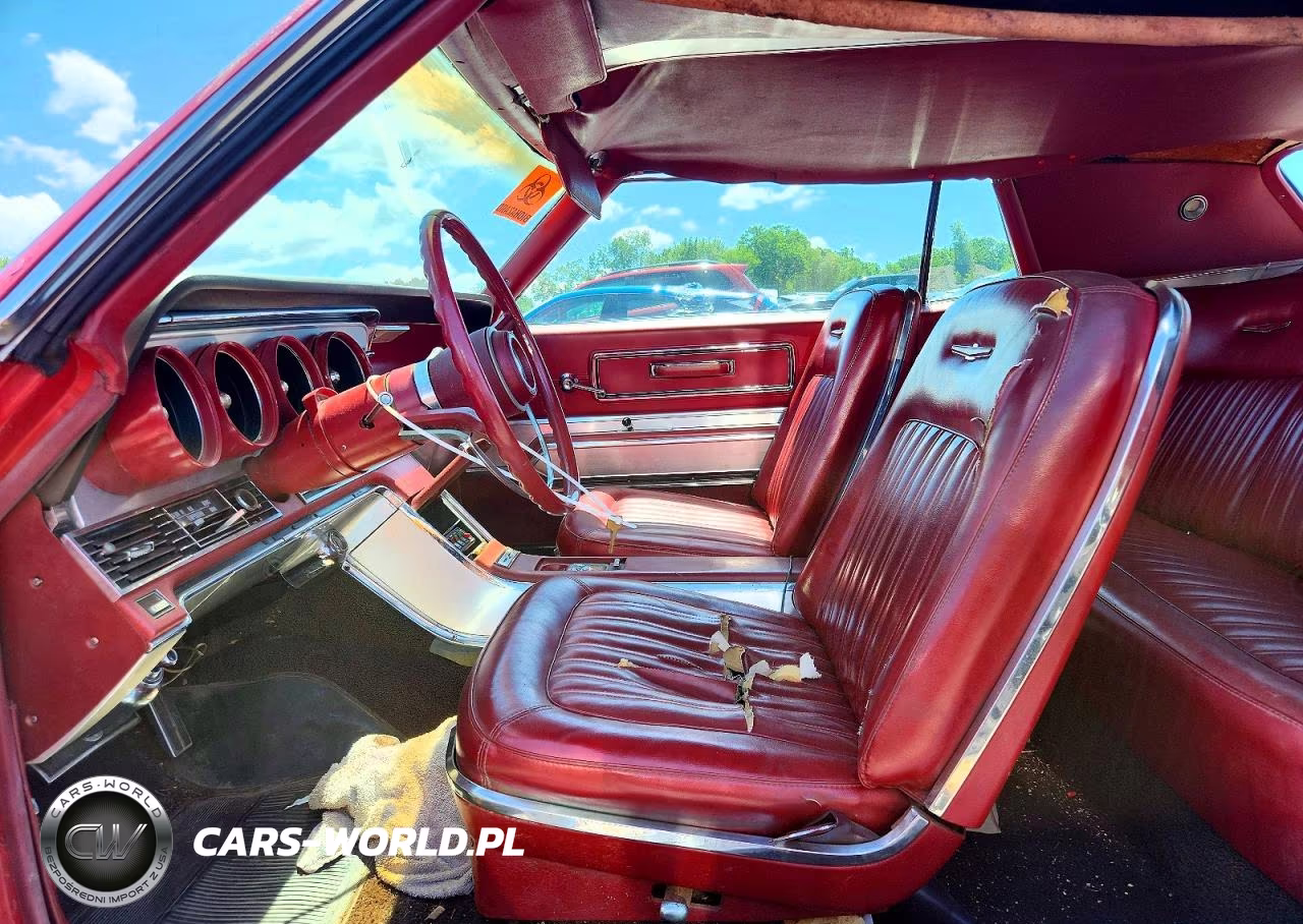 1967 Ford Thundrbird VIN:7Y82Z143022 - 7