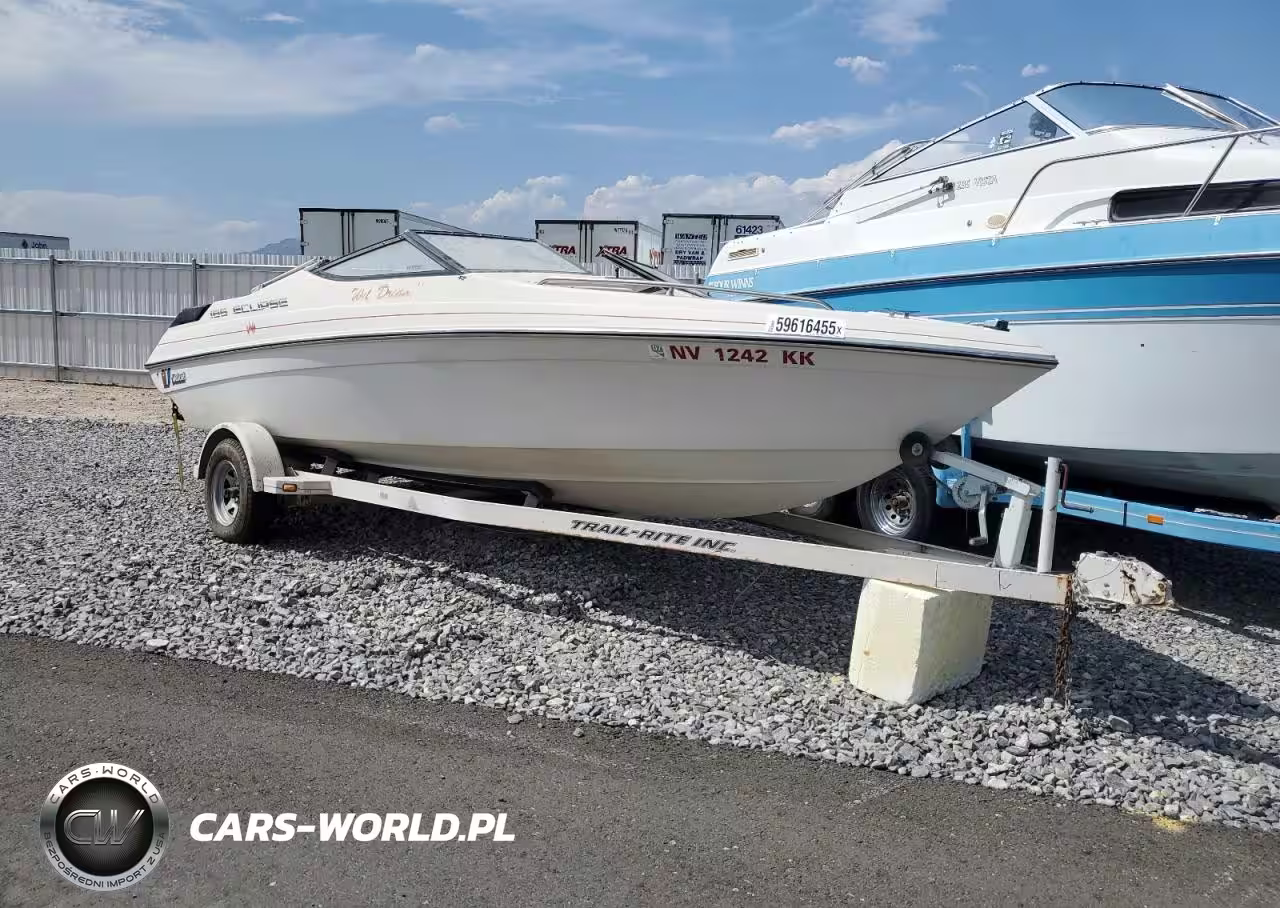 1990 WELLS CARGO BOAT