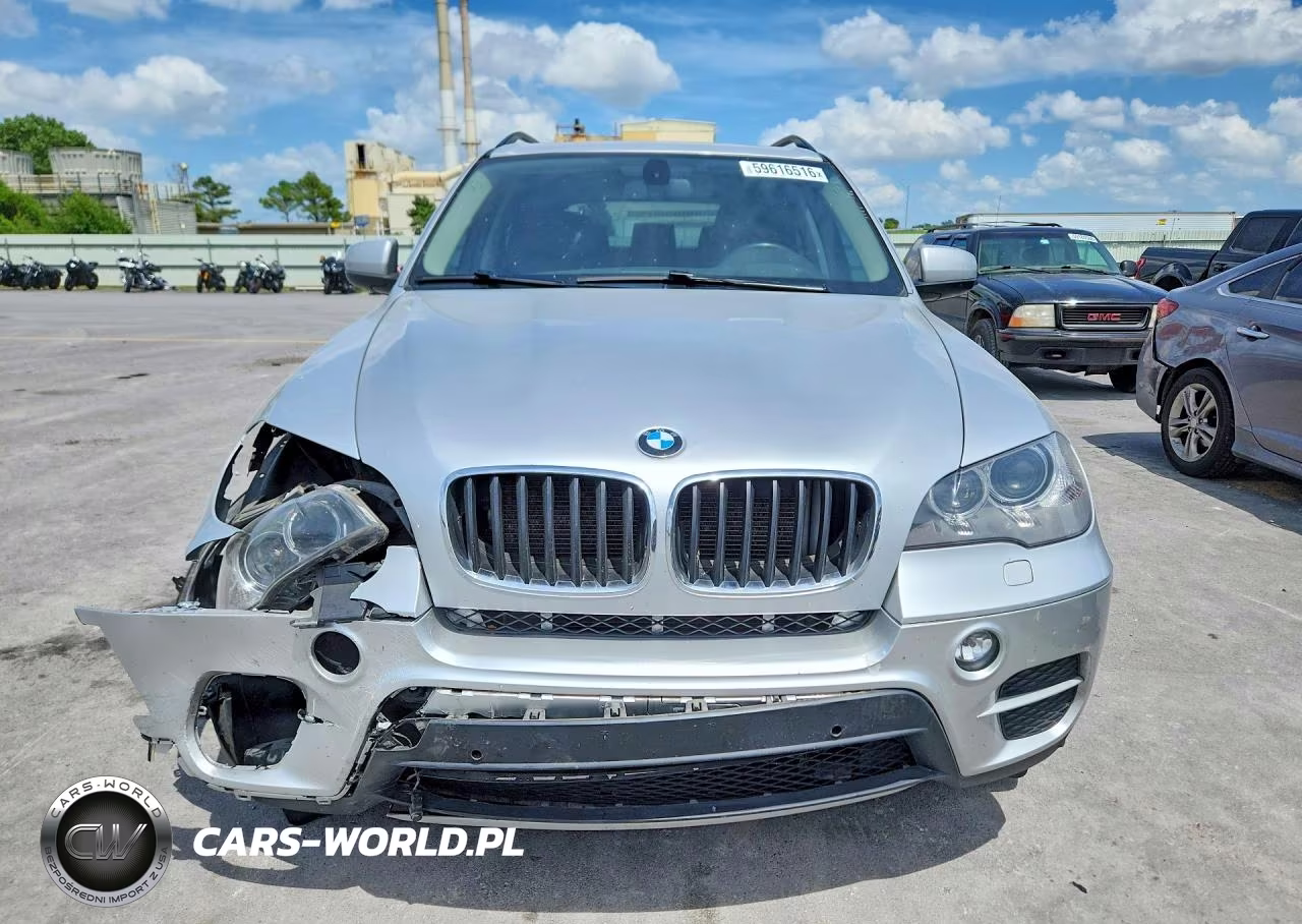 2012 BMW X5 xDrive35I VIN:5UXZV4C53CL989856 - 5