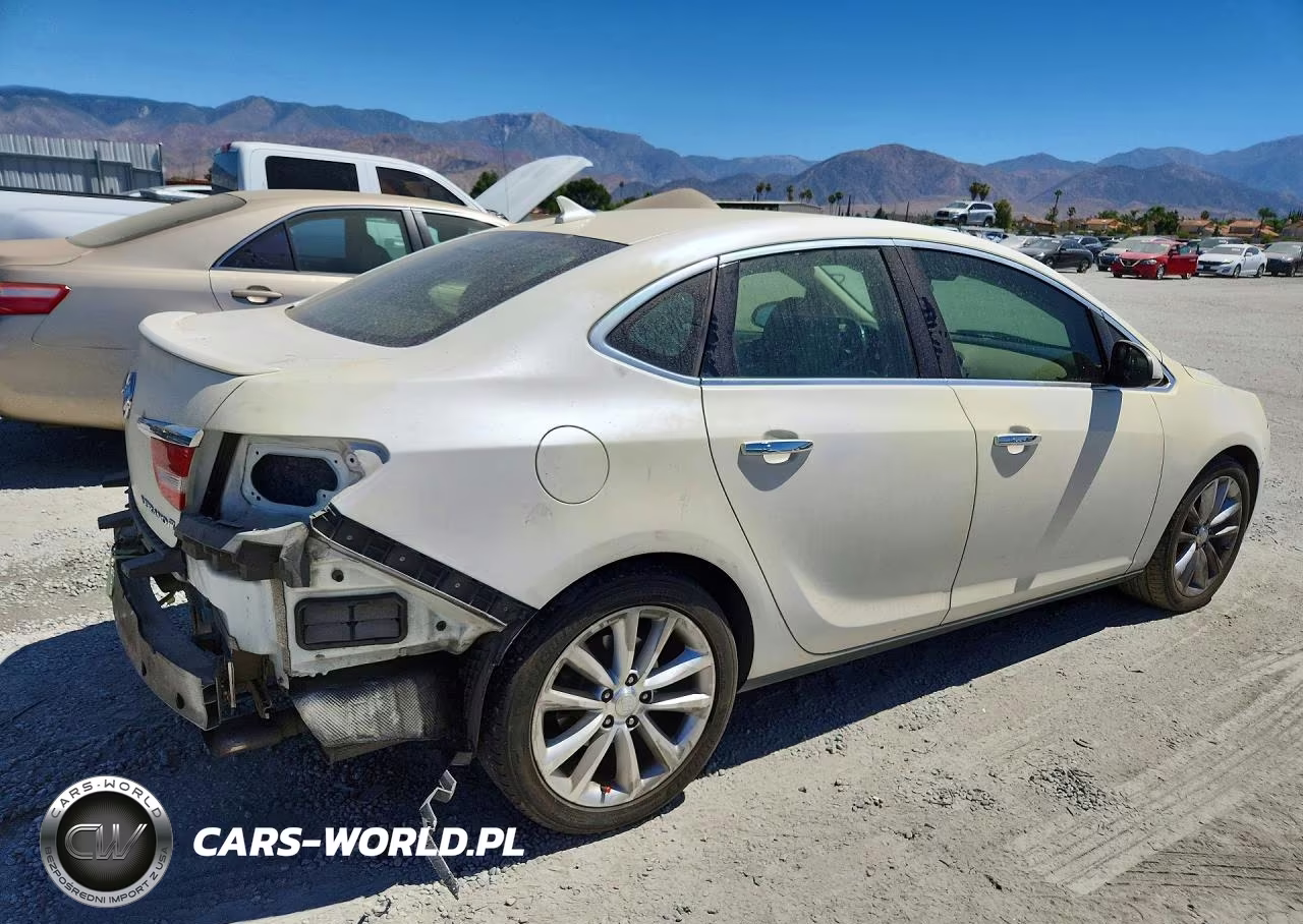 2013 Buick Verano Premium VIN:1G4PT5SV4D4153826 - 3
