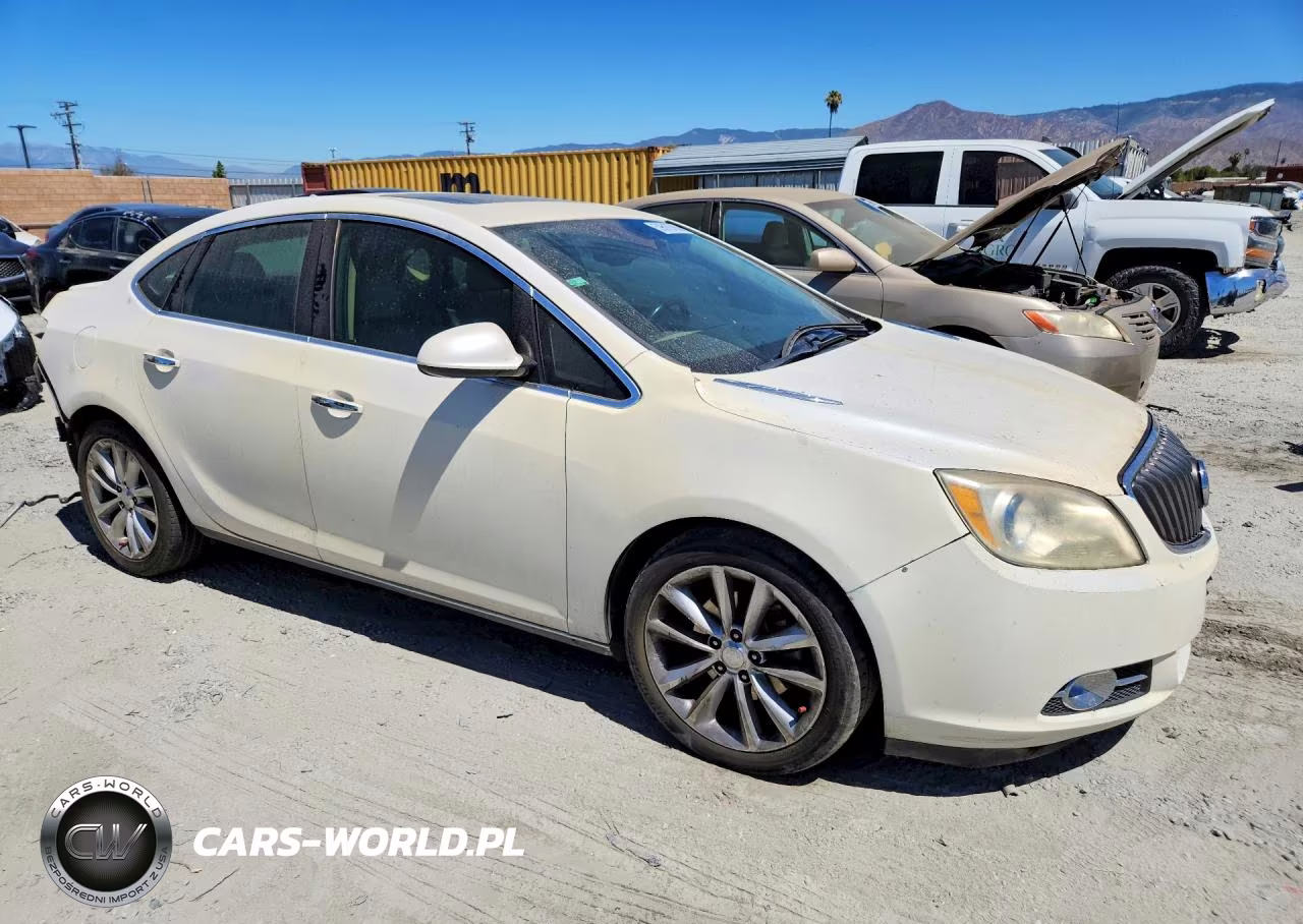 2013 Buick Verano Premium VIN:1G4PT5SV4D4153826 - 4