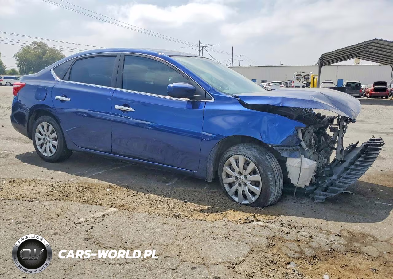2018 Nissan Sentra S VIN:3N1AB7APXJY285691 - 4