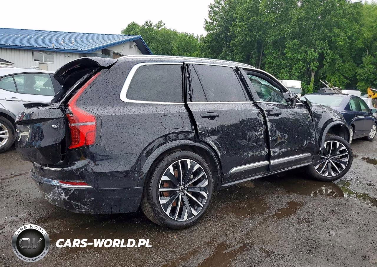 2026 Volvo Xc90 Plus VIN:YV4062PEXT1479695 - 3