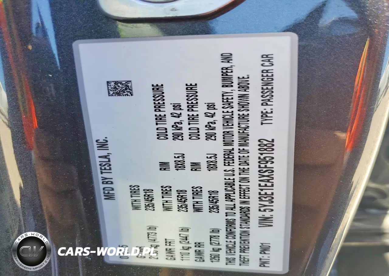 2025 Tesla Model 3 VIN:5YJ3E1EAXSF951882 - 13