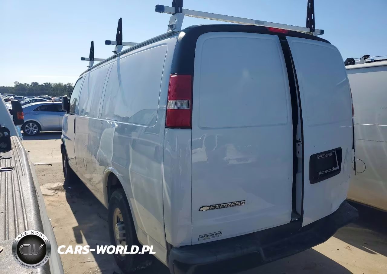 2018 Chevrolet Express G2500 VIN:1GCWGAFG9J1338475 - 2