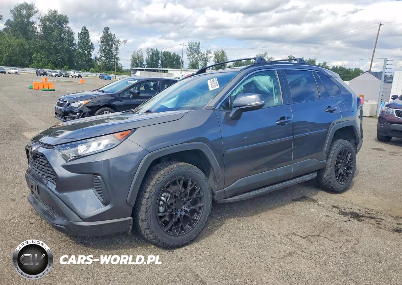 2020 Toyota Rav4 Le