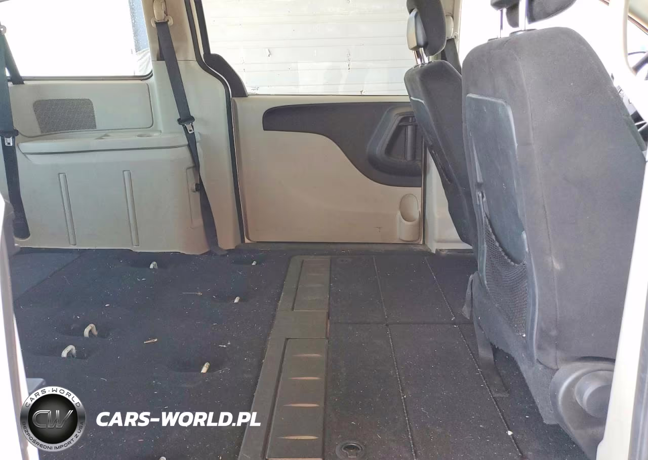 2011 Dodge Grand Caravan Express VIN:2D4RN4DG0BR796056 - 10