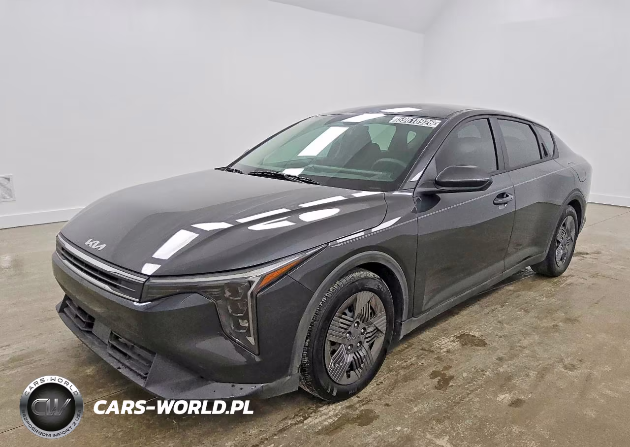 2025 Kia K4 Lx – zdjęcie 1 z 13