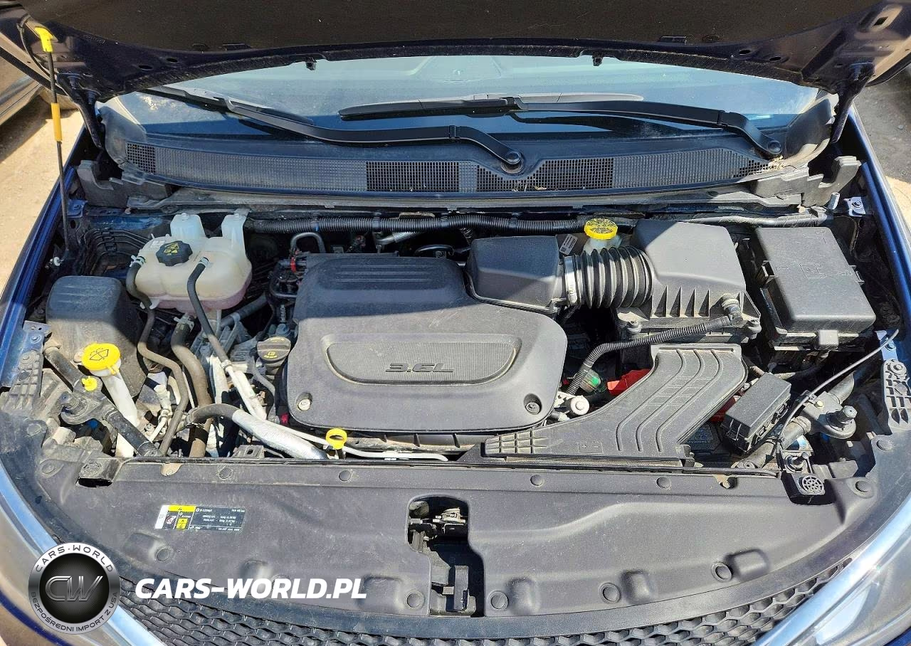 2019 Chrysler Pacifica Touring L Plus VIN:2C4RC1EG4KR588875 - 12