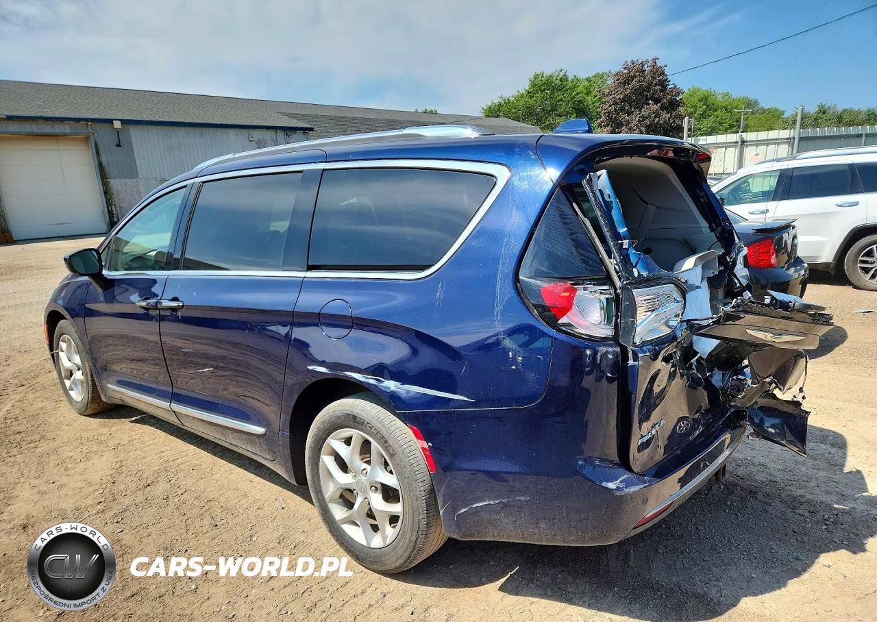 2019 Chrysler Pacifica Touring L Plus VIN:2C4RC1EG4KR588875 - 2