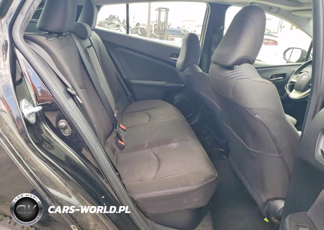 2016 Toyota Prius Three VIN:JTDKARFU8G3000194 - 10