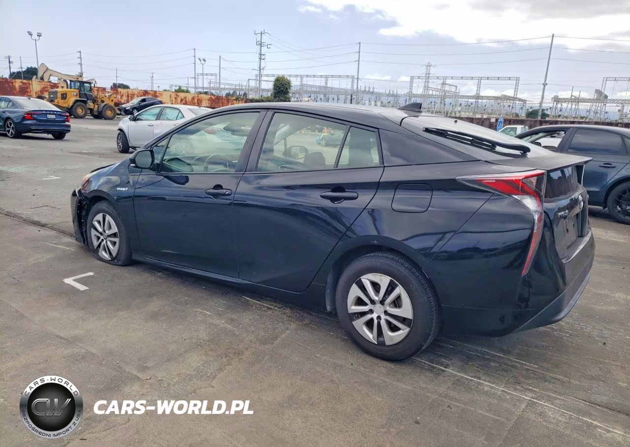 2016 Toyota Prius Three VIN:JTDKARFU8G3000194 - 2