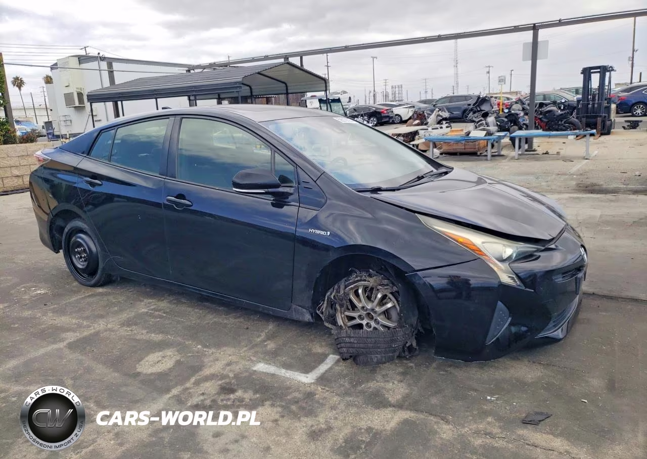 2016 Toyota Prius Three VIN:JTDKARFU8G3000194 - 4