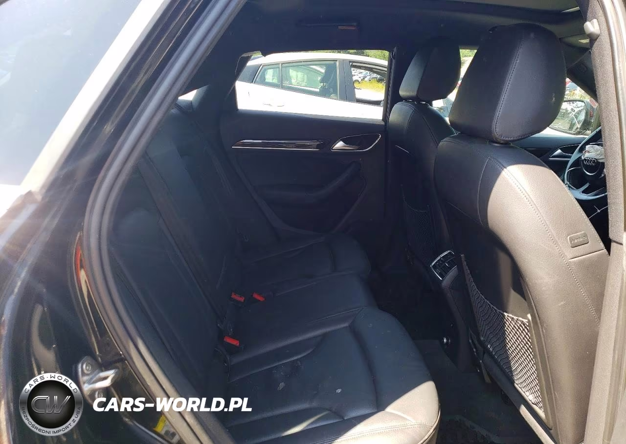 2016 Audi Q3 Premium Plus VIN:WA1EFCFSXGR008878 - 11