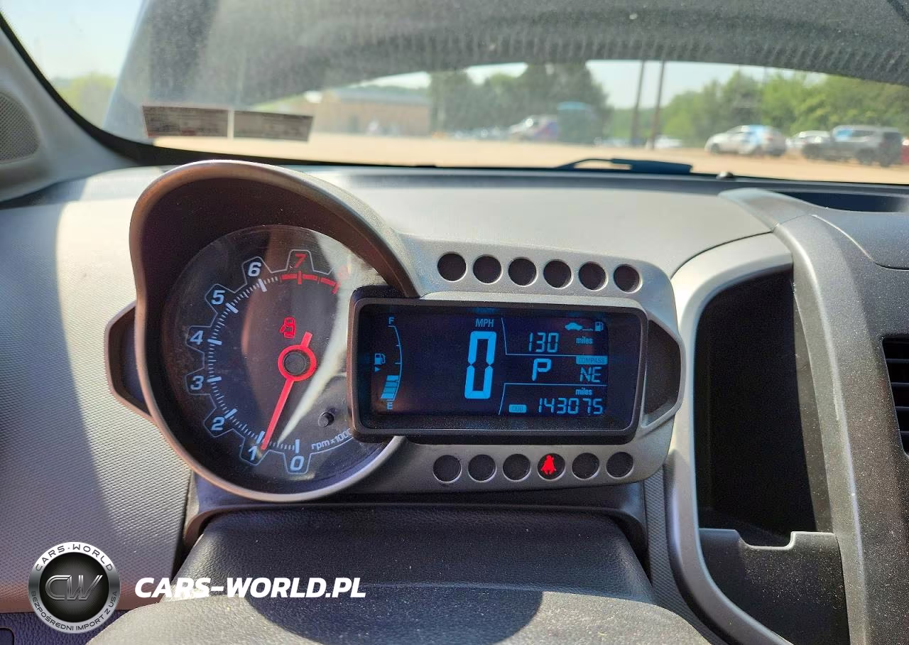 2014 Chevrolet Sonic Lt VIN:1G1JC6SH6E4230054 - 9