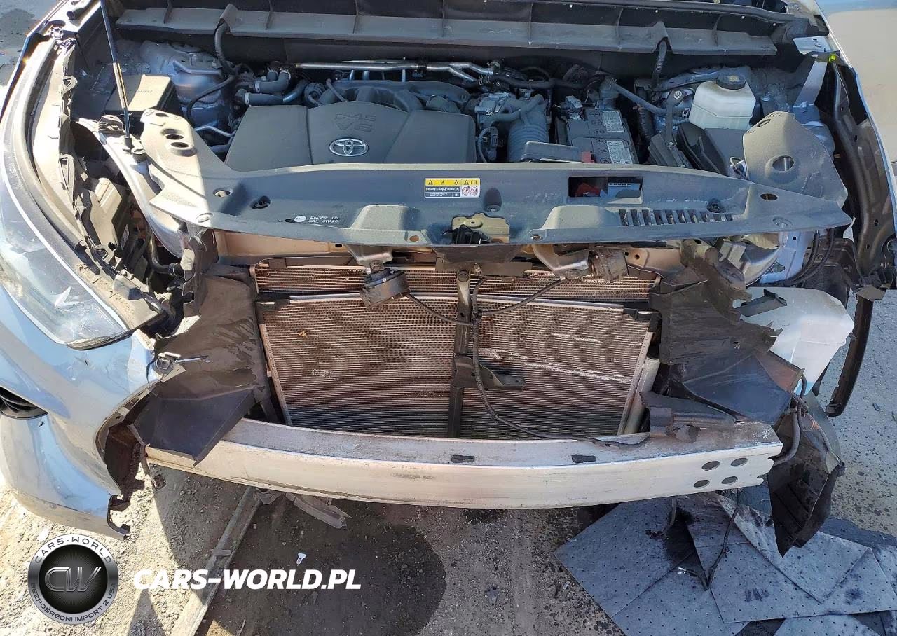 2022 Toyota Highlander Xle VIN:5TDGZRBH0NS203826 - 12