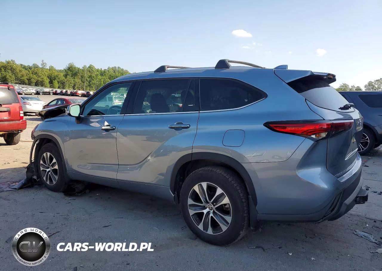 2022 Toyota Highlander Xle VIN:5TDGZRBH0NS203826 - 2