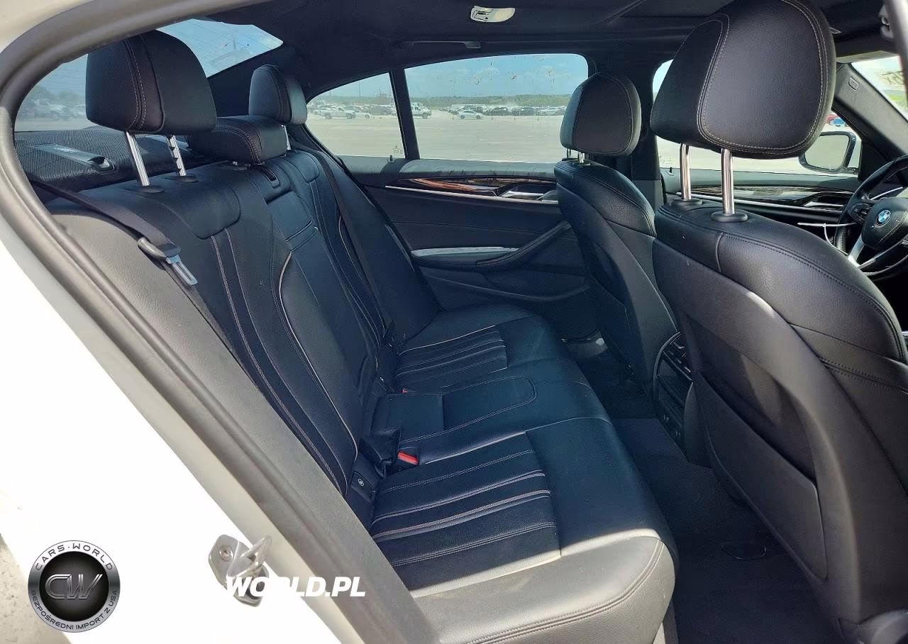 2018 BMW 530E VIN:WBAJA9C59JB253480 - 10