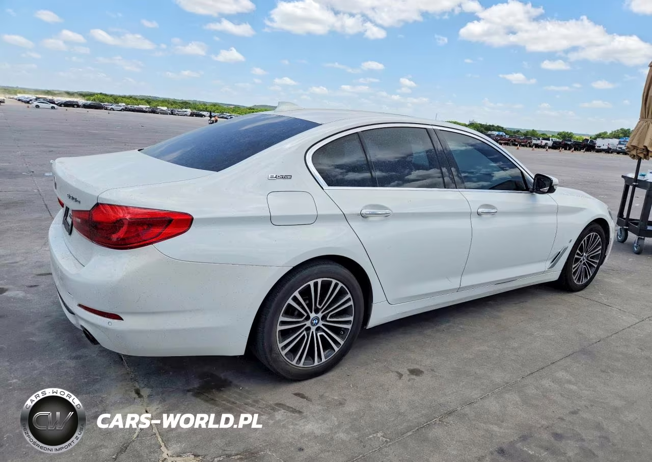 2018 BMW 530E VIN:WBAJA9C59JB253480 - 3