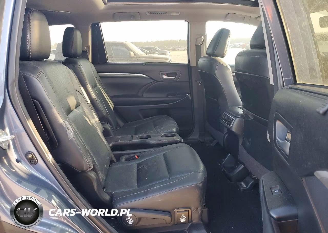 2018 Toyota Highlander Limited Platinum VIN:5TDYZRFH2JS234875 - 11