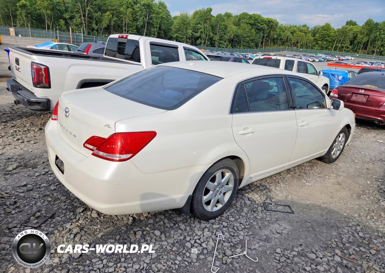 2010 Toyota Avalon Xl VIN:4T1BK3DB6AU361643 - 3