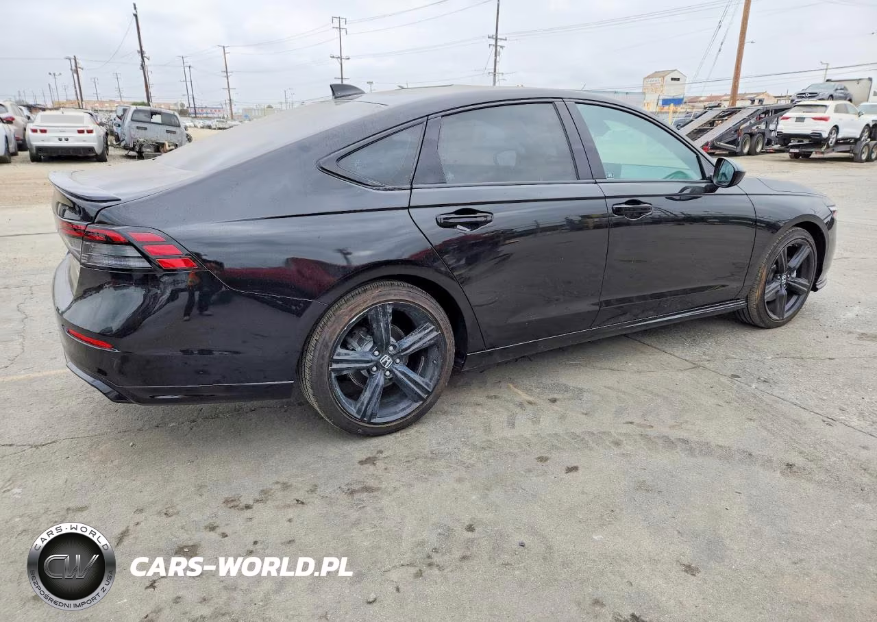 2025 Honda Accord Hybrid Sport-L VIN:1HGCY2F78SA045692 - 3