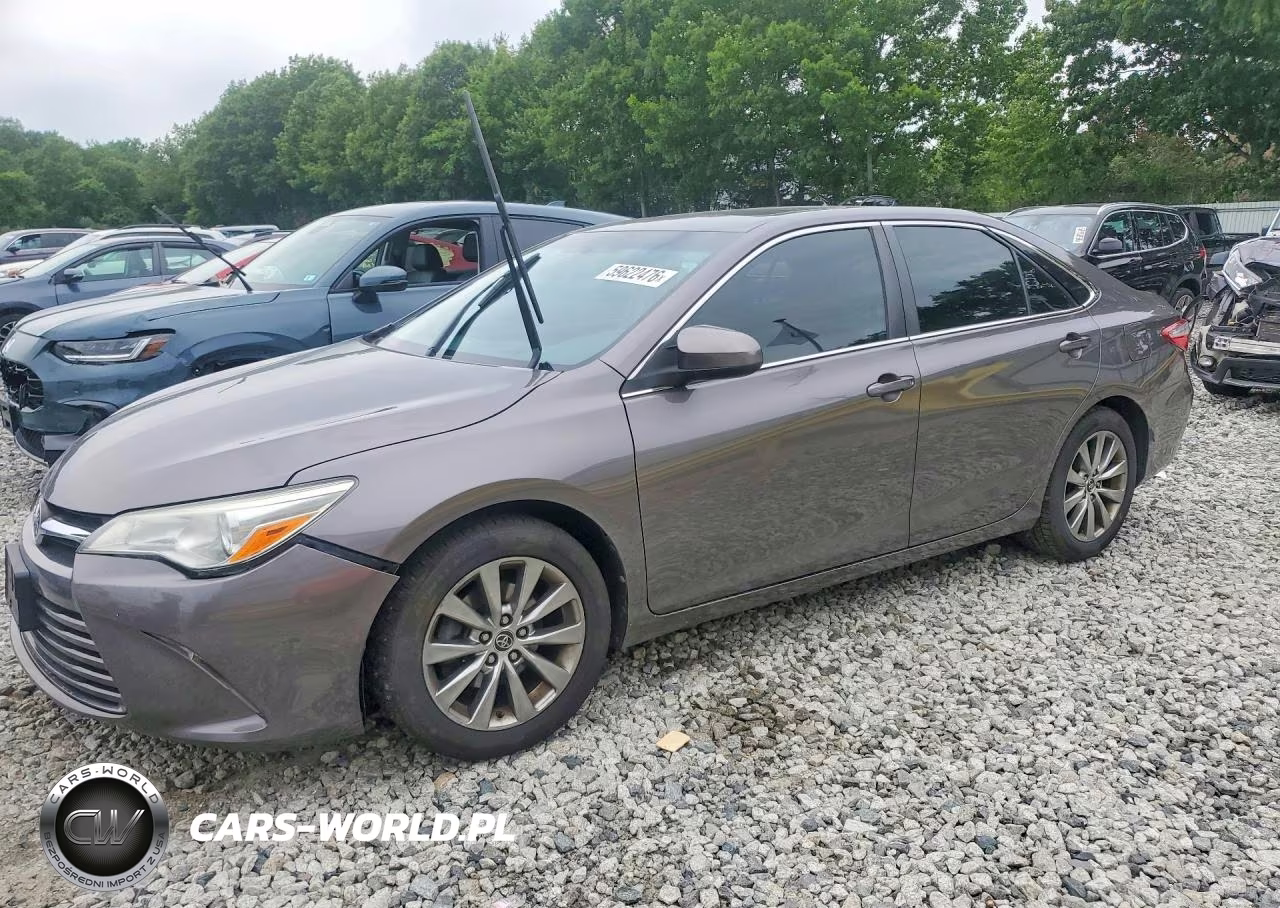 2015 Toyota Camry Xle – zdjęcie 1 z 12