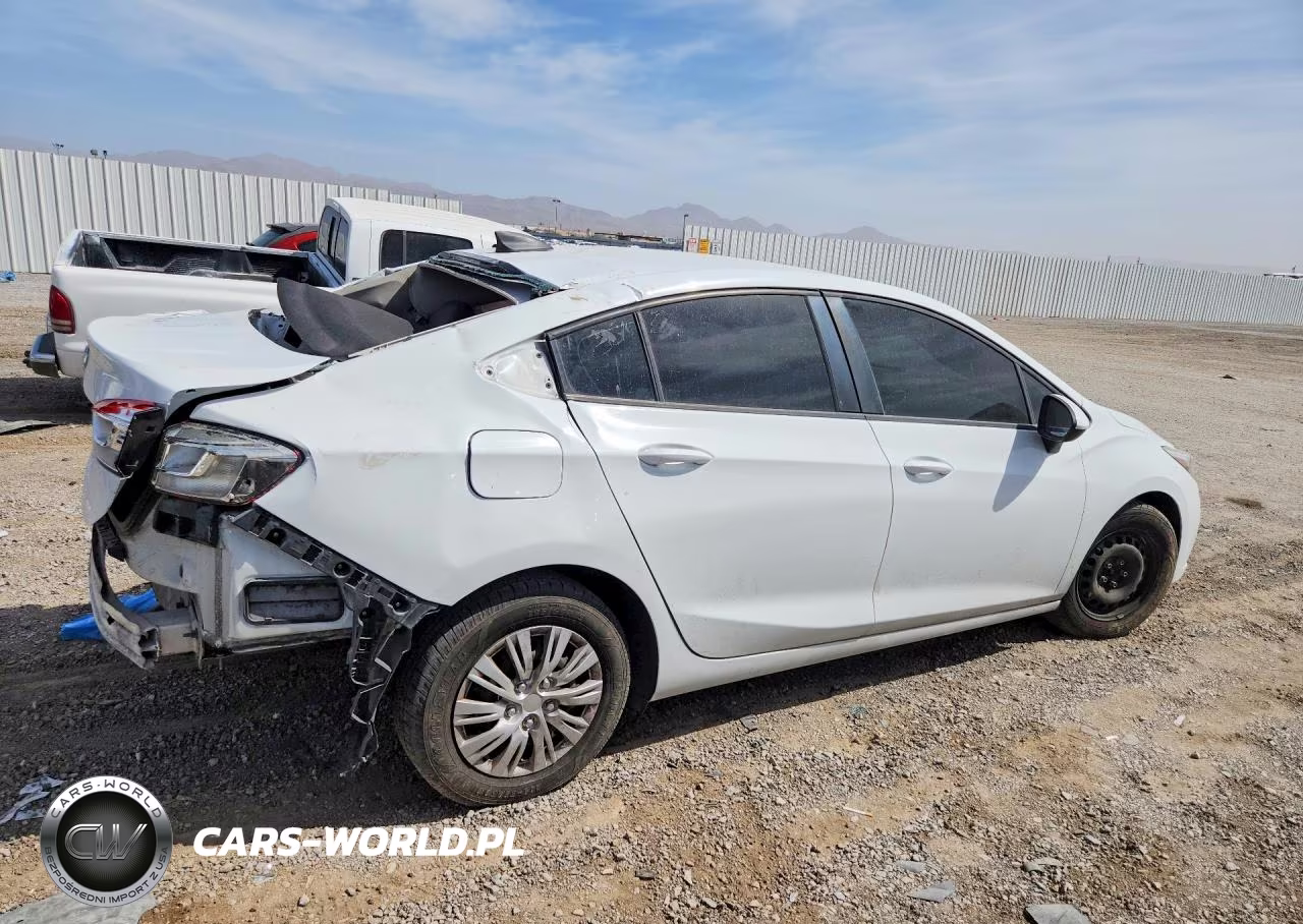 2018 Chevrolet Cruze Ls VIN:1G1BC5SM6J7224307 - 3