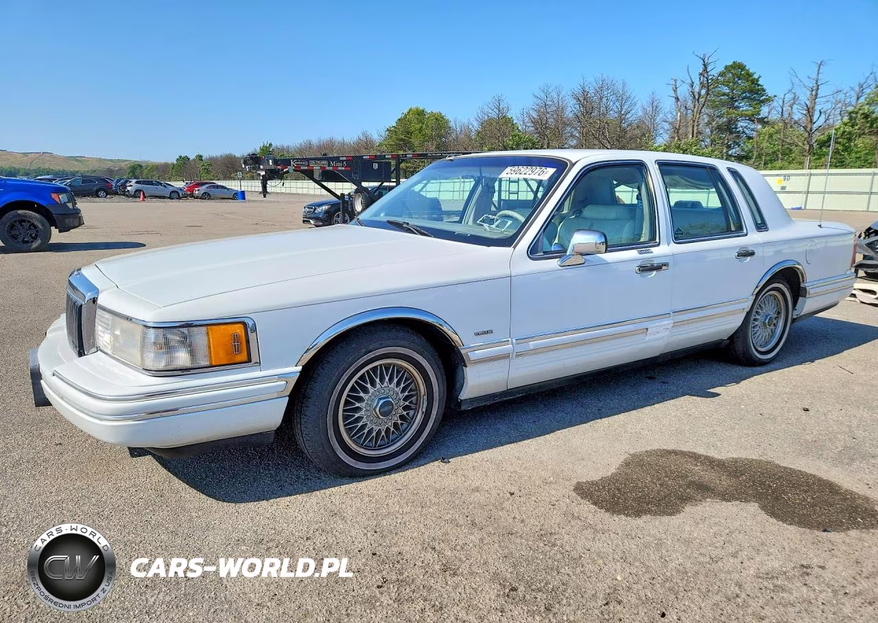 1991 Lincoln Town Car Signature