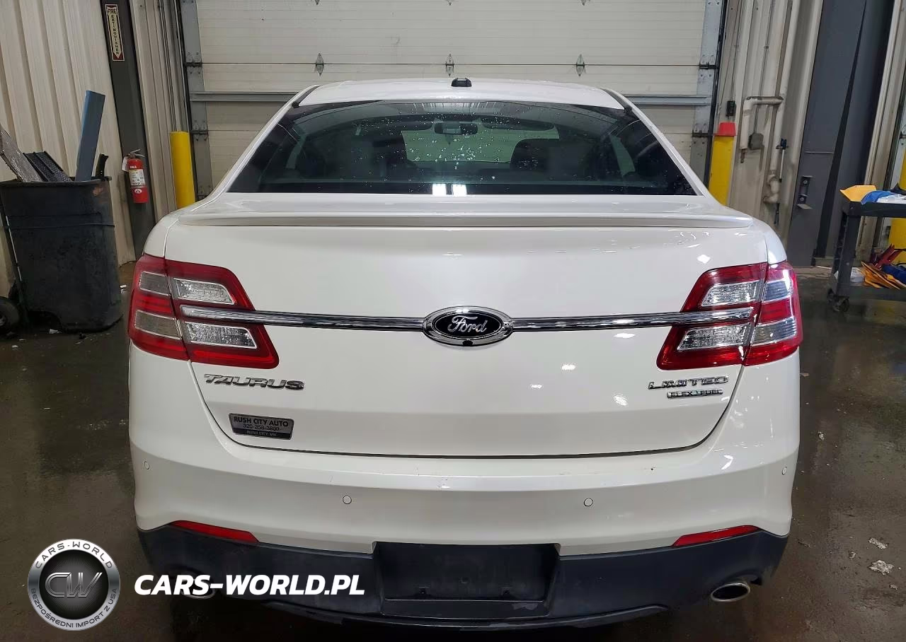 2015 Ford Taurus Limited VIN:1FAHP2F81FG116093 - 6