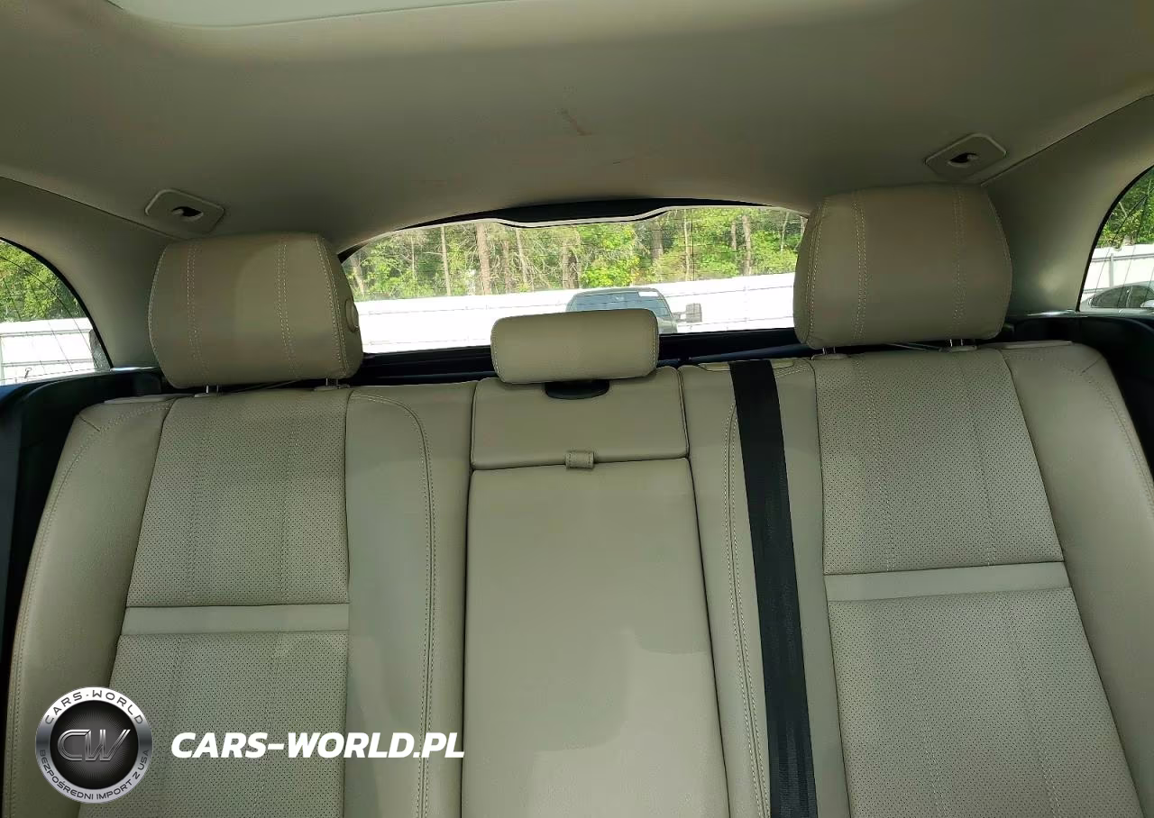 2018 Land Rover Range Rover Velar S VIN:SALYB2RV2JA768493 - 10