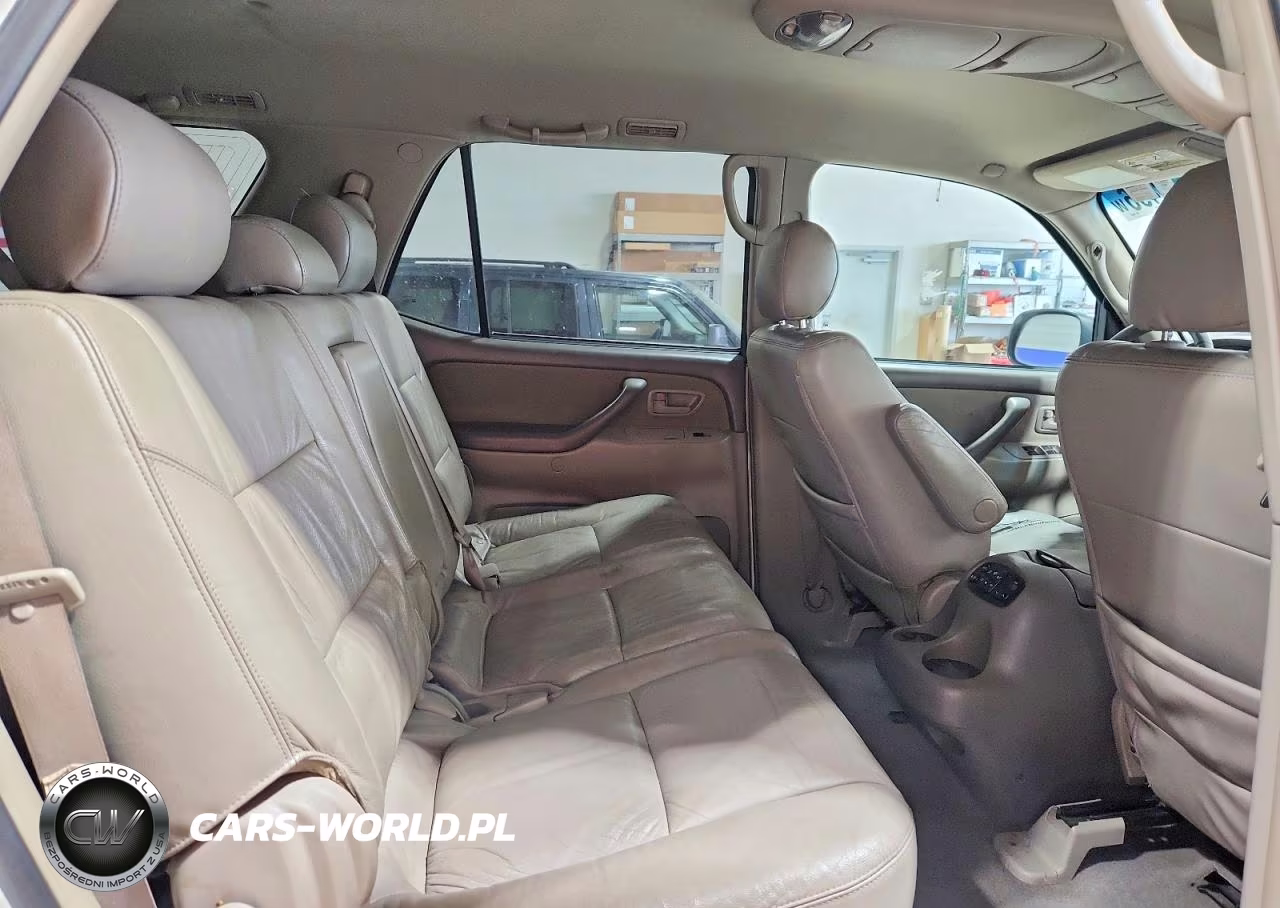 2005 Toyota Sequoia Sr5 VIN:5TDBT44A75S238023 - 11