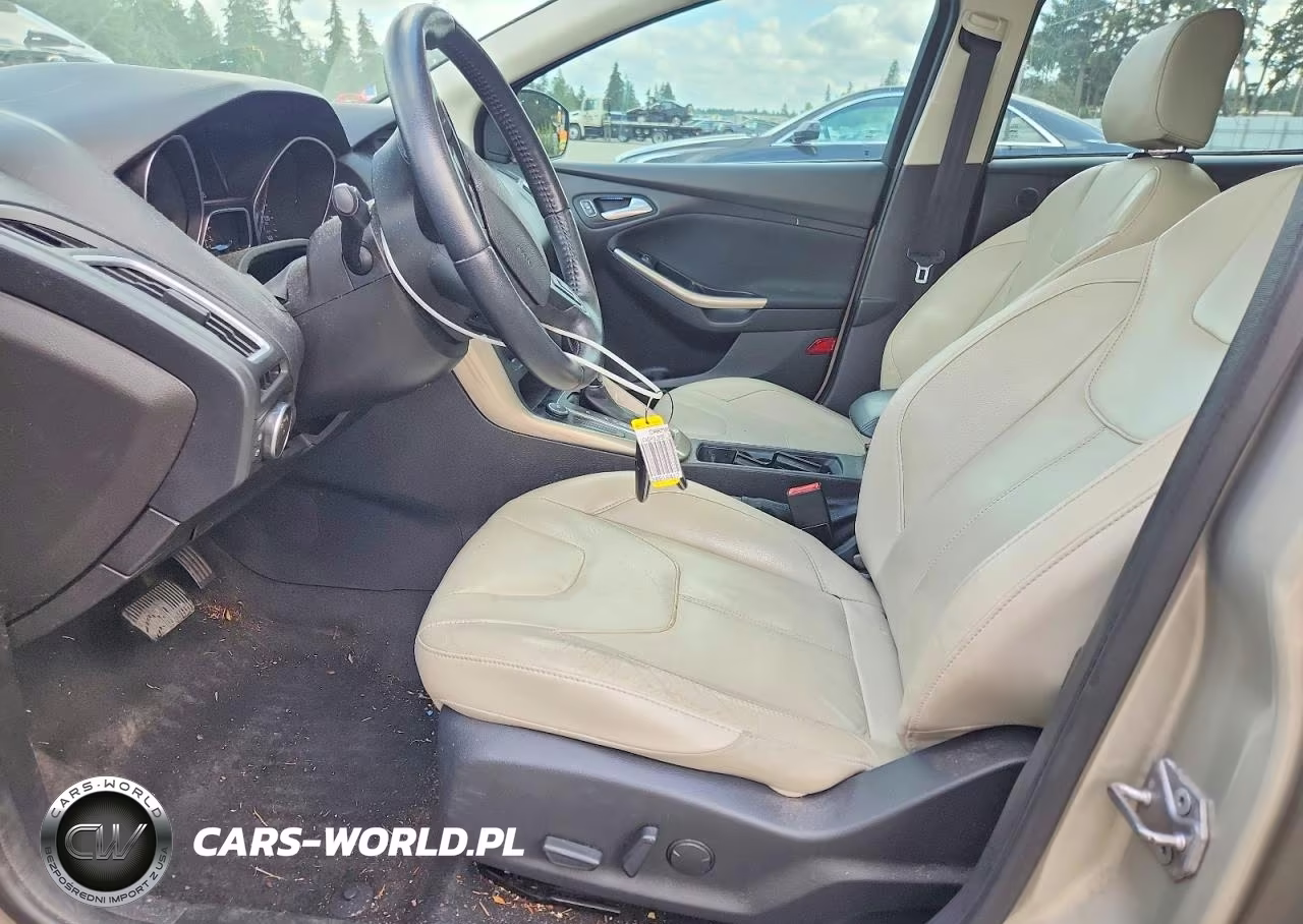 2015 Ford Focus Titanium VIN:1FADP3J29FL363523 - 7