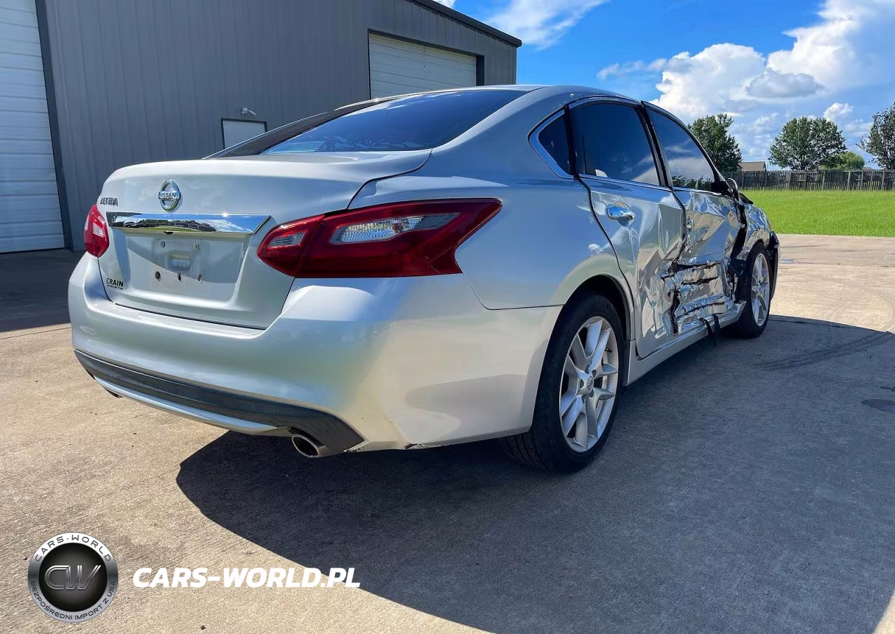 2018 Nissan Altima 2.5 S VIN:1N4AL3AP5JC159238 - 4