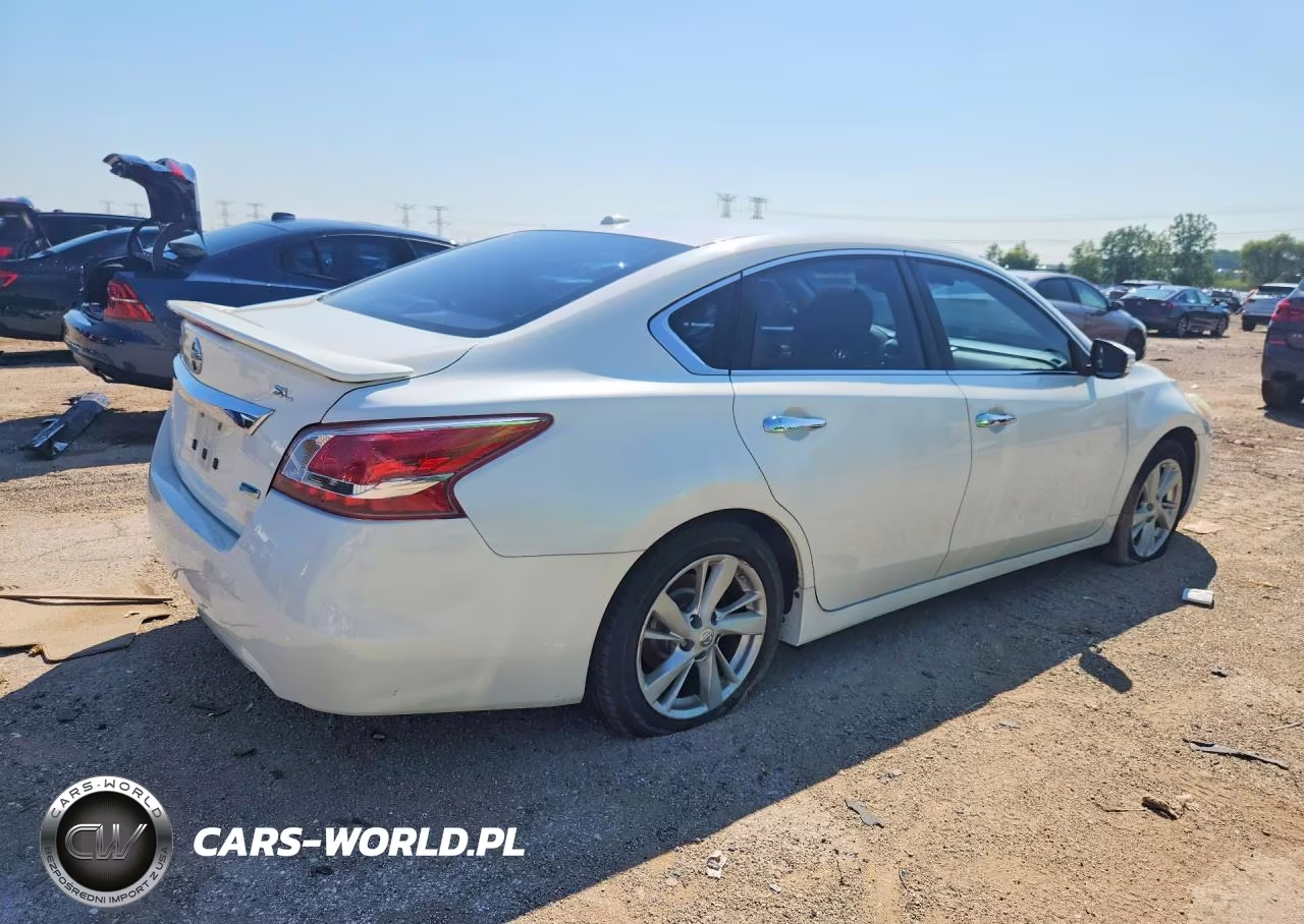 2013 Nissan Altima 2.5 VIN:1N4AL3AP6DN453143 - 3