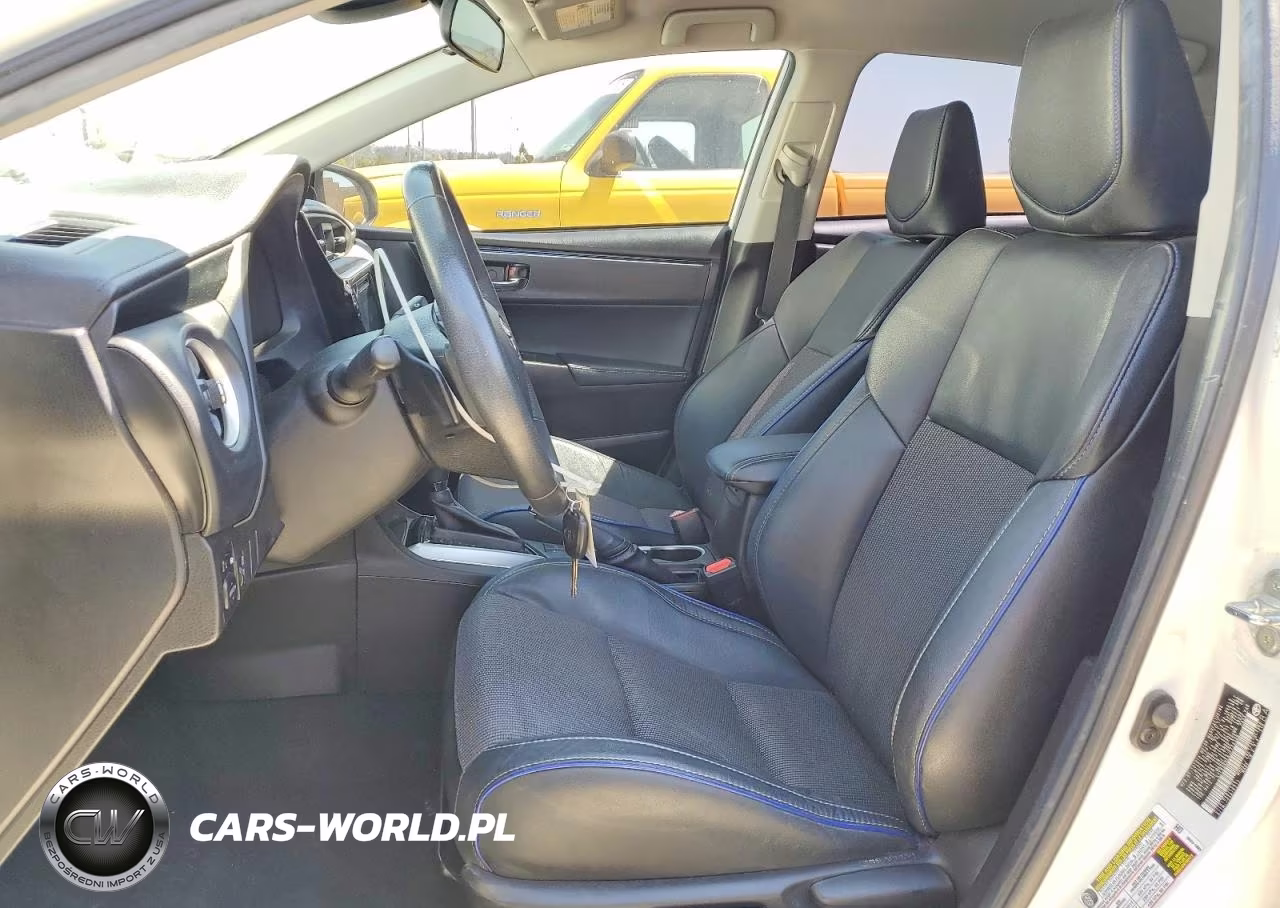 2018 Toyota Corolla Se VIN:5YFBURHE8JP776286 - 7