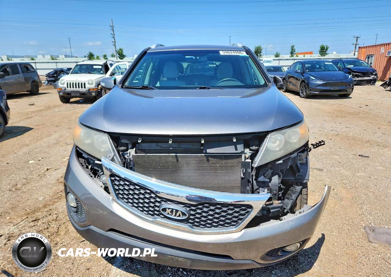 2012 Kia Sorento Lx VIN:5XYKT3A68CG196093 - 5
