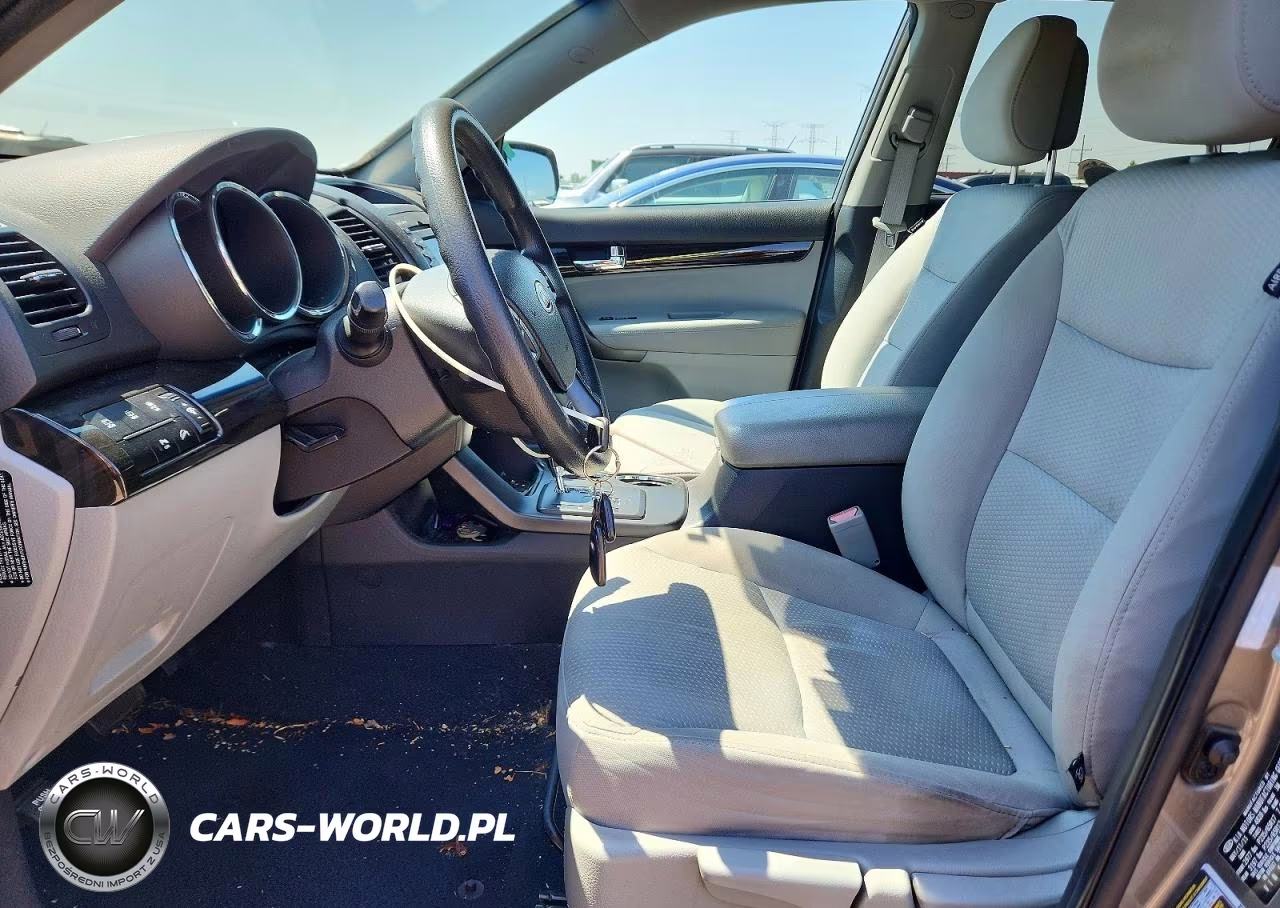 2012 Kia Sorento Lx VIN:5XYKT3A68CG196093 - 7